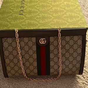 Ophedia style 5053877 medium size brand new